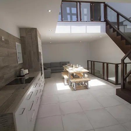 Luxury New 3 Floor Center Beach Loft * El Médano