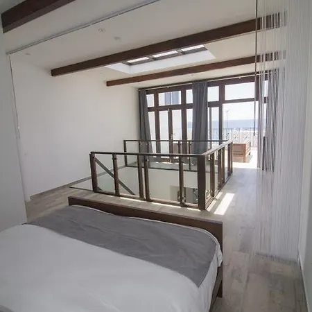 Luxury New 3 Floor Center Beach Loft Apartamento