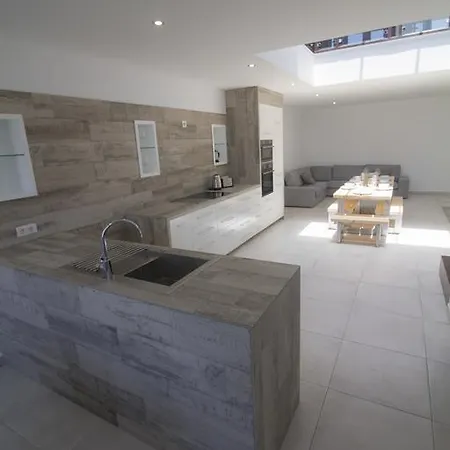 Luxury New 3 Floor Center Beach Loft Apartamento El Médano
