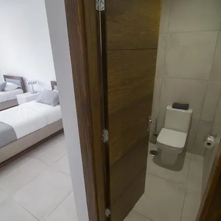 Luxury New 3 Floor Center Beach Loft
