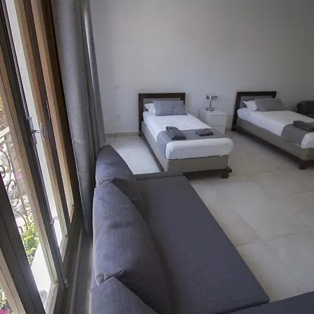 Luxury New 3 Floor Center Beach Loft * Эль-Медано